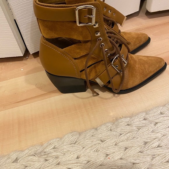 Chloe Rylee Boots in Tan - Picture 6 of 6